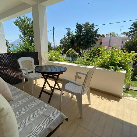 Rafaella's Maisonette At Rafaella Apartment