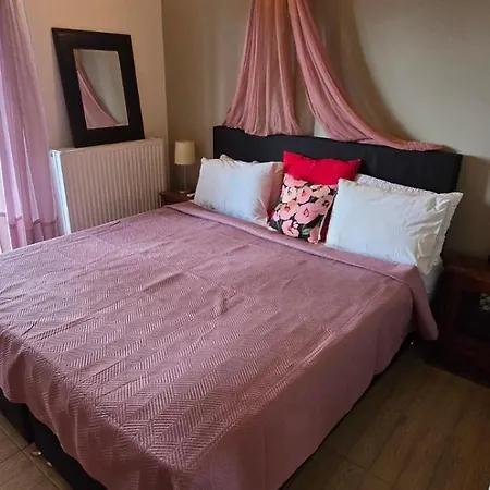 Rafaella's Maisonette At Rafaella